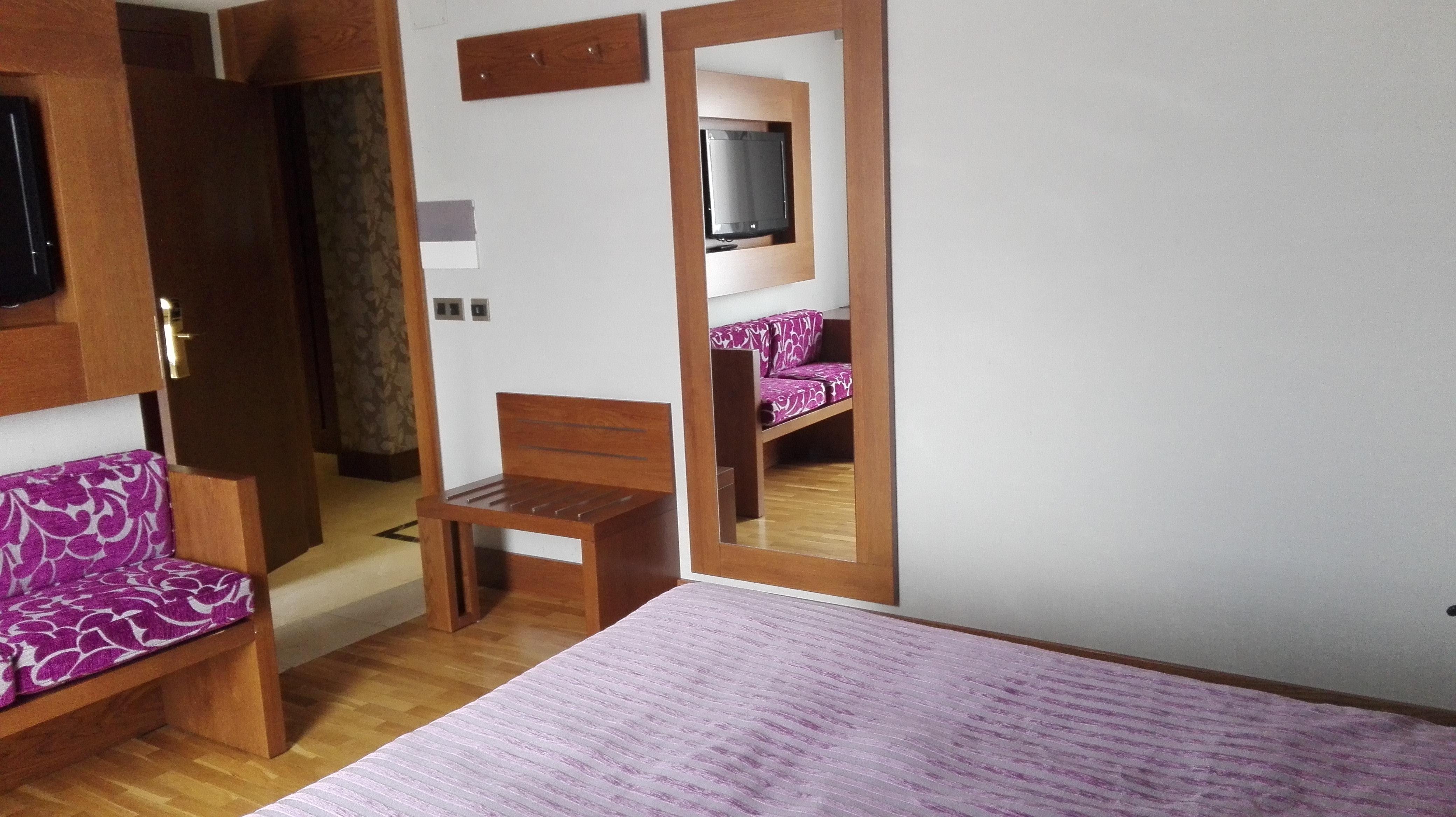 Hotel Los Braseros บูร์โกส ภายนอก รูปภาพ